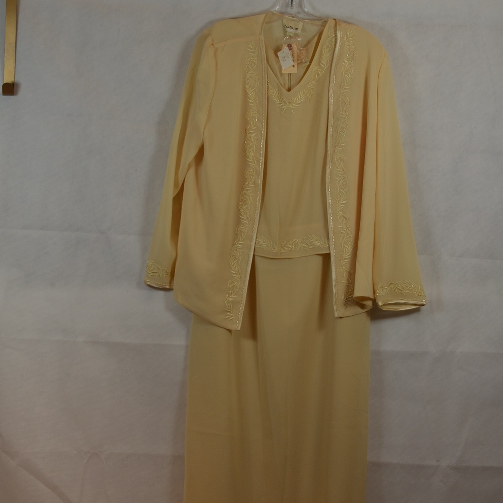 Tradition Soft Yellow 2 pc dress/jacket SZ 12 NWOT